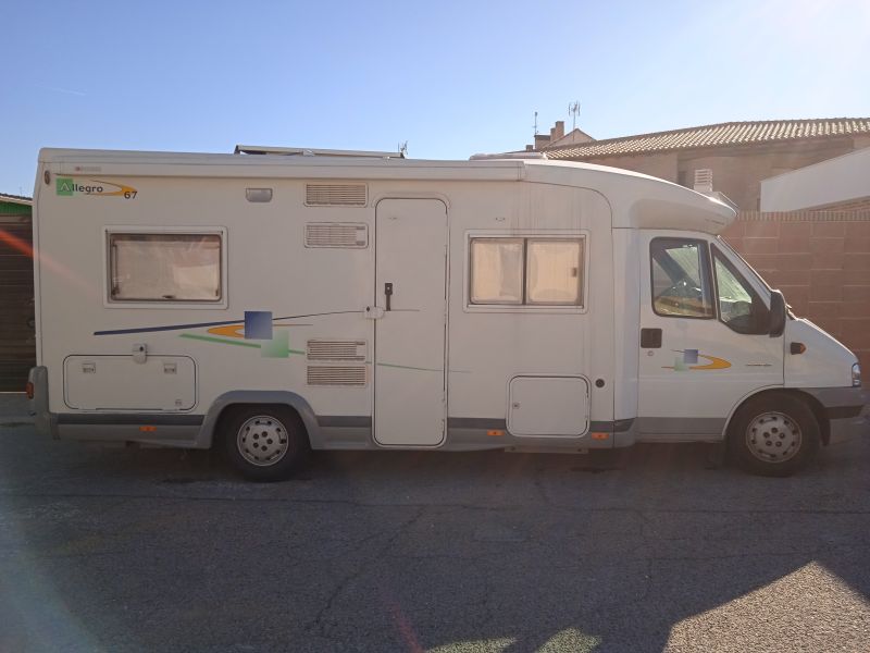 En venta Chausson Allegro 67 Blanco 2004 Madrid foto 1