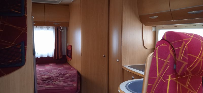 En venta Chausson Allegro 67 Blanco 2004 Madrid foto 9