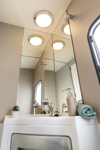 En venta Across SAFARI 430CDL (750Kg) Blanco 2026 Girona foto 12