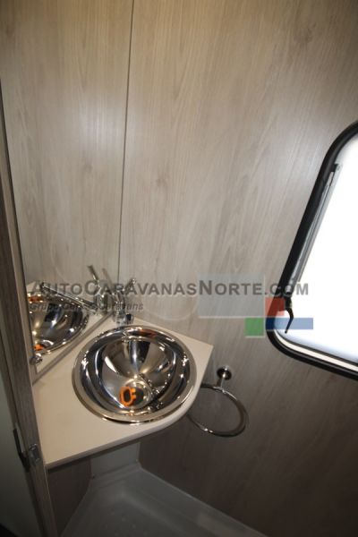 En venta Caravelair Alba 497 Family Blanco 2021 Álava foto 2