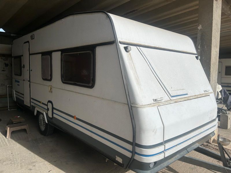 En venta LMC Dominante  Blanco 1995 Almería foto 1