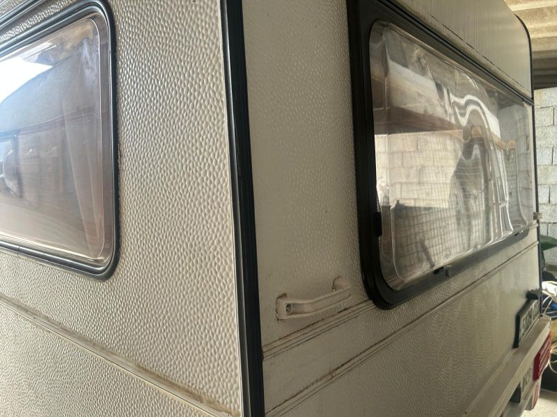 En venta LMC Dominante  Blanco 1995 Almería foto 2