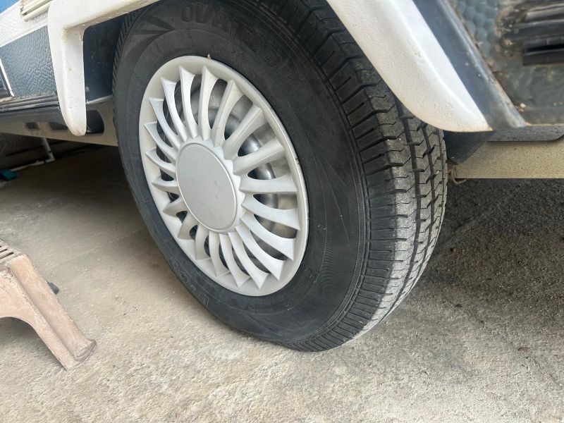 En venta LMC Dominante  Blanco 1995 Almería foto 6