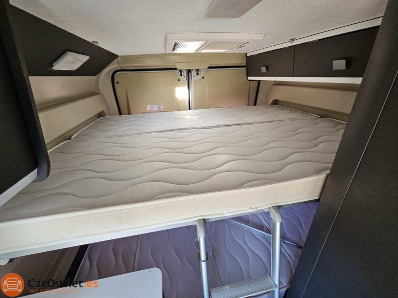 En venta Citroën C11 MC LOUIS MENFYS 3 MAXI 4 PAX Blanco 2023 Alicante foto 4