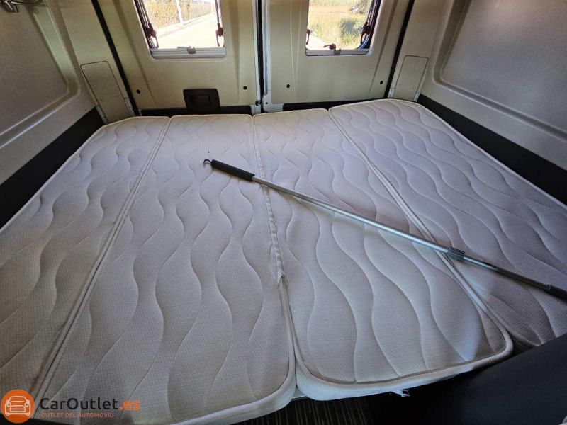 En venta Citroën C11 MC LOUIS MENFYS 3 MAXI 4 PAX Blanco 2023 Alicante foto 5