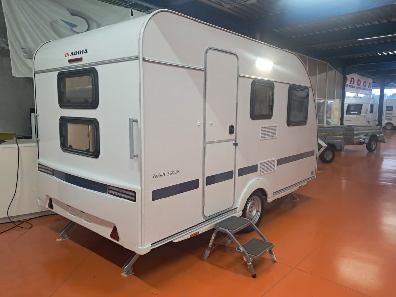 En venta Adria Adria Aviva 360 DK Lite Oferta Stocks 2026 Blanco 2026 Barcelona foto 3