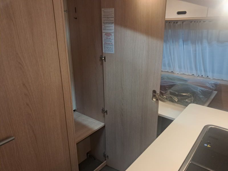 En venta Adria Adria Aviva 360 DK Lite Oferta Stocks 2026 Blanco 2026 Barcelona foto 12