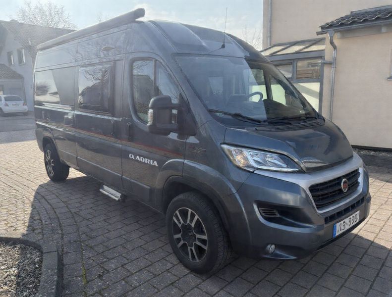 En venta Adria Twin 600 SPT Gris 2017 Córdoba foto 1