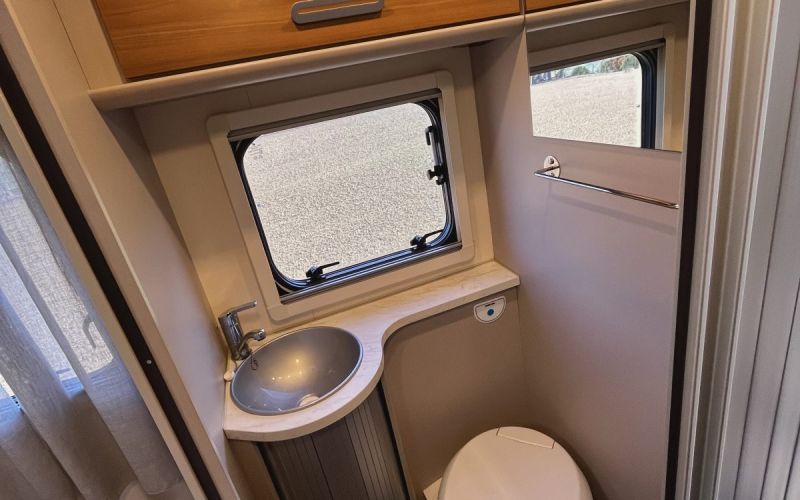 En venta Renault rimmor Hygge 5  Blanco 2022 Vizcaya foto 5