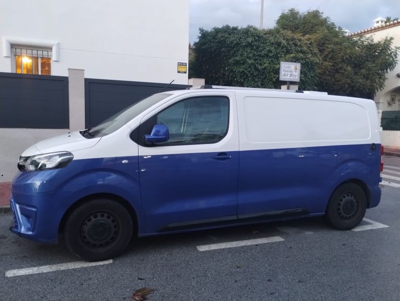 En venta Peugot Toyota Proace Azul 2020 Málaga foto 4