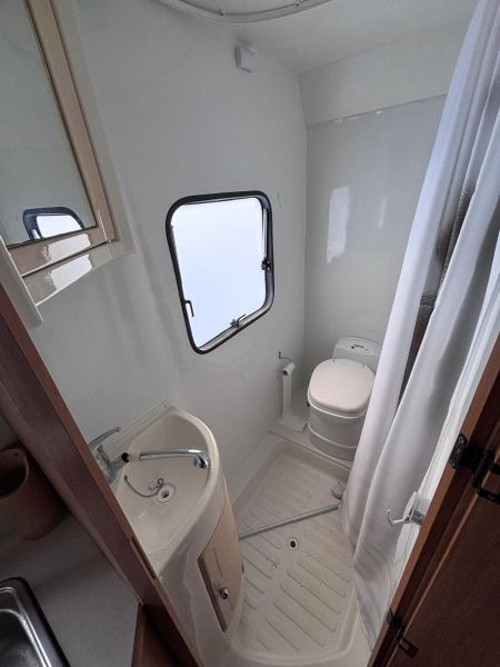 En venta Ford Rimor Katamarano Blanco 2011 Barcelona foto 9