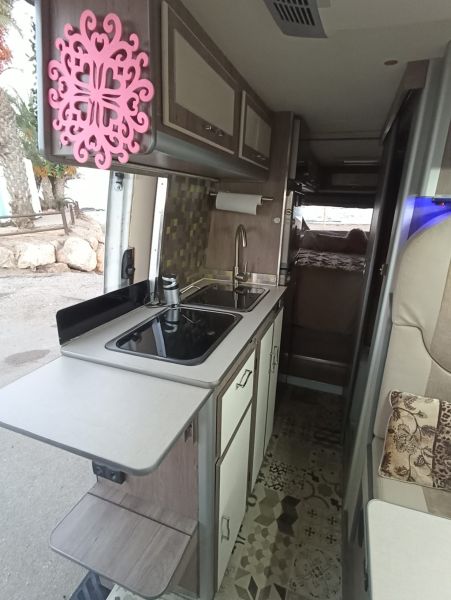 En venta Mercedes-Benz 319 CDI SPRINTER Blanco 2011 Almería foto 8