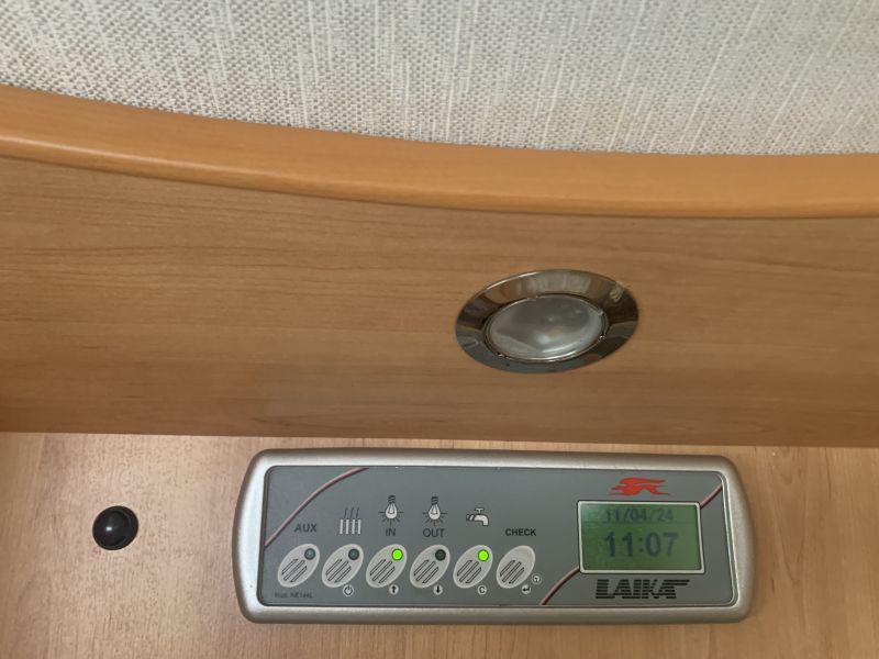 En venta Ford Laika x 694r Blanco 2007 Segovia foto 1