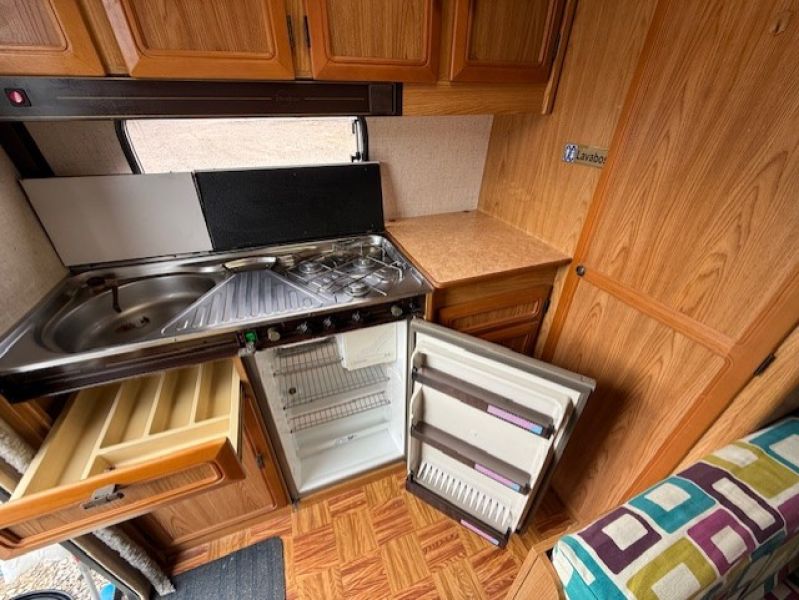 En venta Bürstner CITY 450 TN Beige 1991 Huesca foto 4