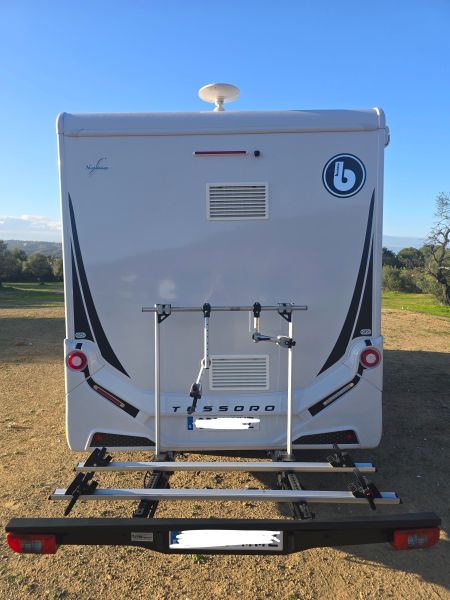 En venta Benimar Tessoro 481 Blanco 2024 Málaga foto 5