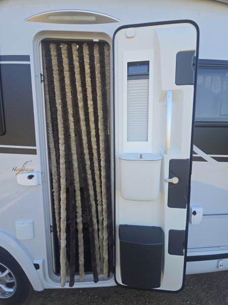 En venta Benimar Tessoro 481 Blanco 2024 Málaga foto 8