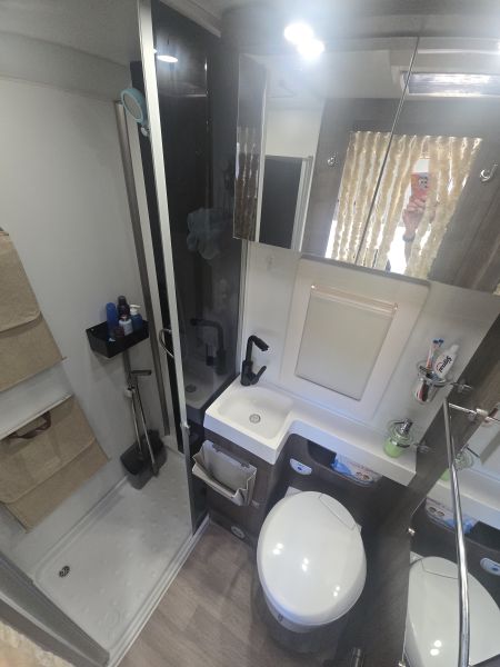 En venta Benimar Tessoro 481 Blanco 2024 Málaga foto 29