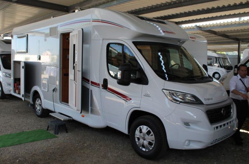 En venta Dethleffs Trend T 7057 DBM 2019 Blanco 2019 Alicante foto 1