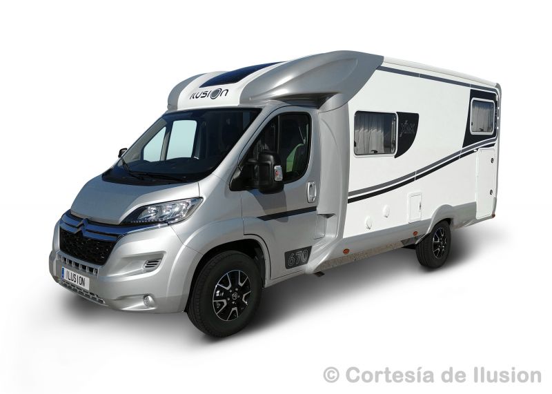 En venta Ilusion XMK 670 Blanco 2021 Sevilla foto 1