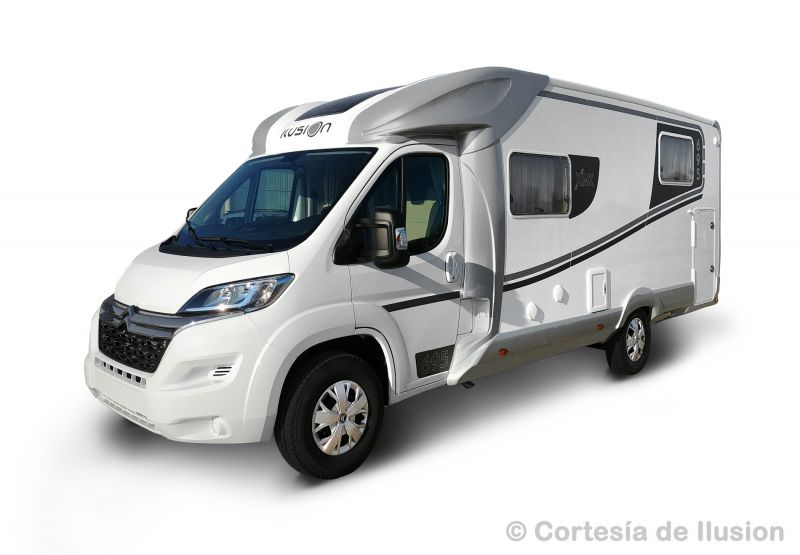 En venta Ilusion XMK 695 Blanco 2021 Sevilla foto 1