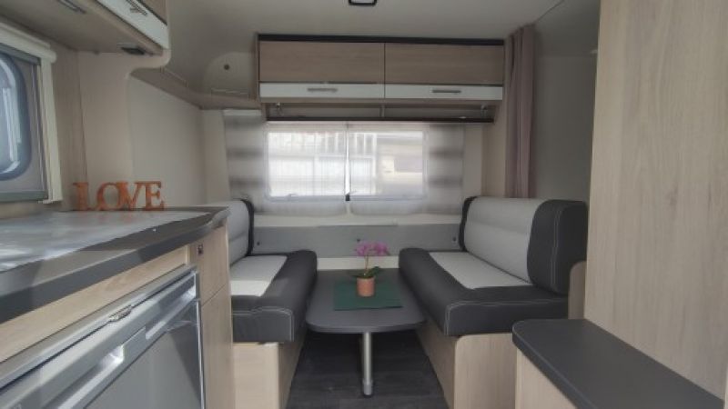 En venta Sterckeman Starlett Comfort 400 CP 2021 Blanco 2021 Málaga foto 2