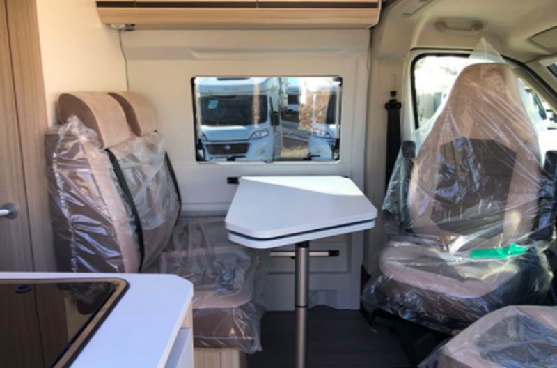 En venta Adria Twin Axess 600 Sp Blanco 2020 Barcelona foto 6