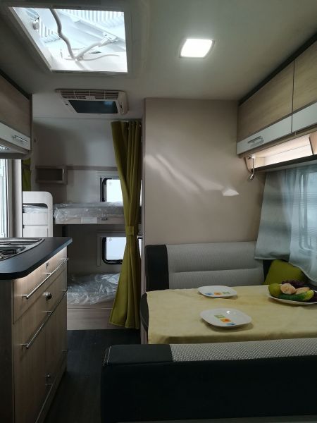 En venta Sterckeman Starlett Confort 470 PE Kid´s Nueva Blanco 2021 Álava foto 3