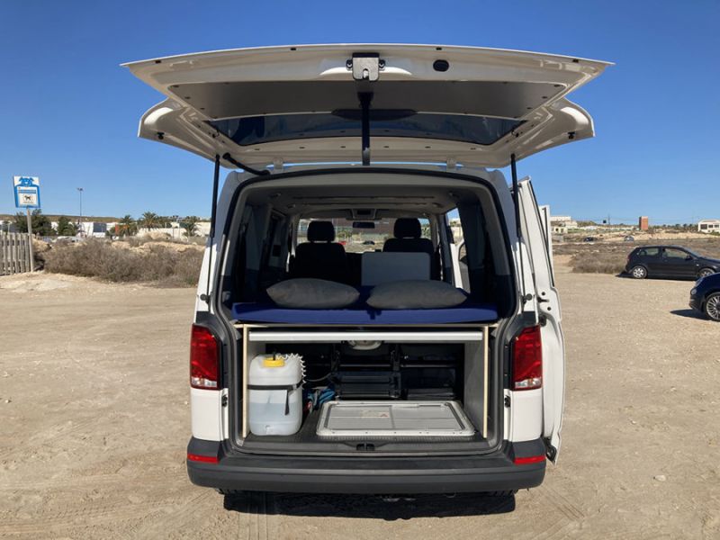 En venta Volkswagen VW-T6 6.1 Caravelle - AUT Camper 18″ Blanco 2020 Alicante foto 2