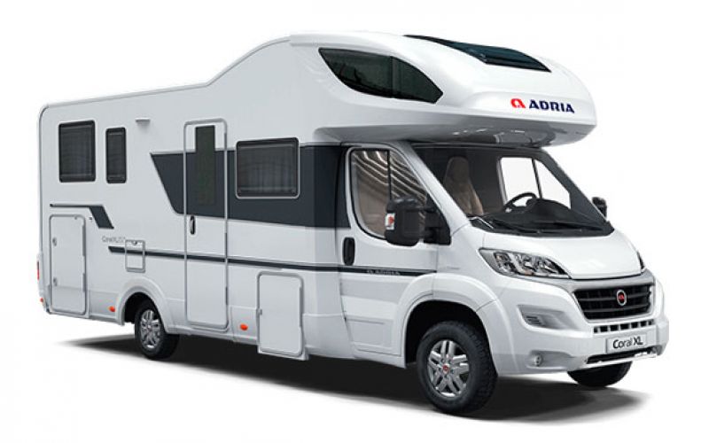 En venta Adria Coral XL Plus 670SL Nueva Blanco 2021 Álava foto 1