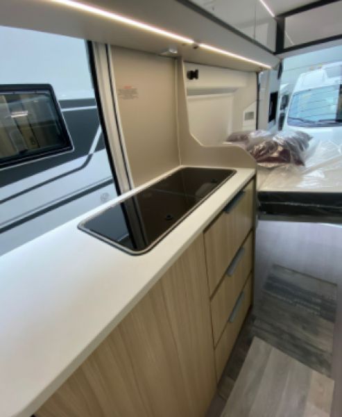 En venta Adria Twin Plus 540SP Nuevo Blanco 2021 Navarra foto 3