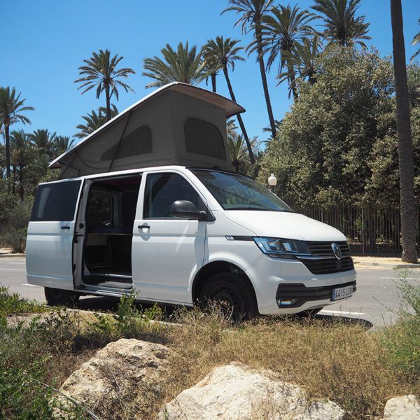 En venta Volkswagen T6.1 Arizona White Line 2020 2020 Alicante foto 1