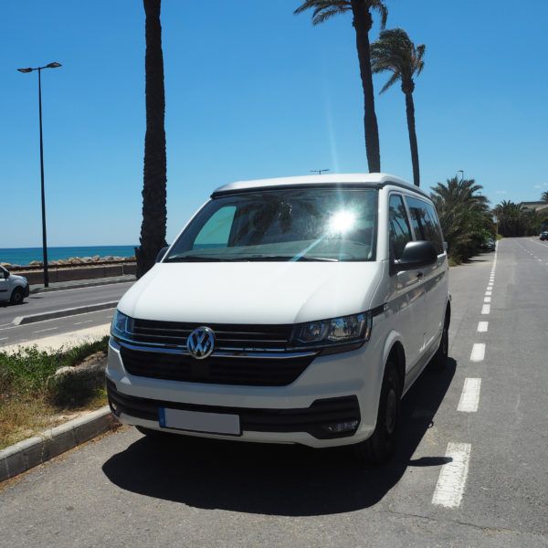 En venta Volkswagen T6.1 Arizona White Line 2020 2020 Alicante foto 4