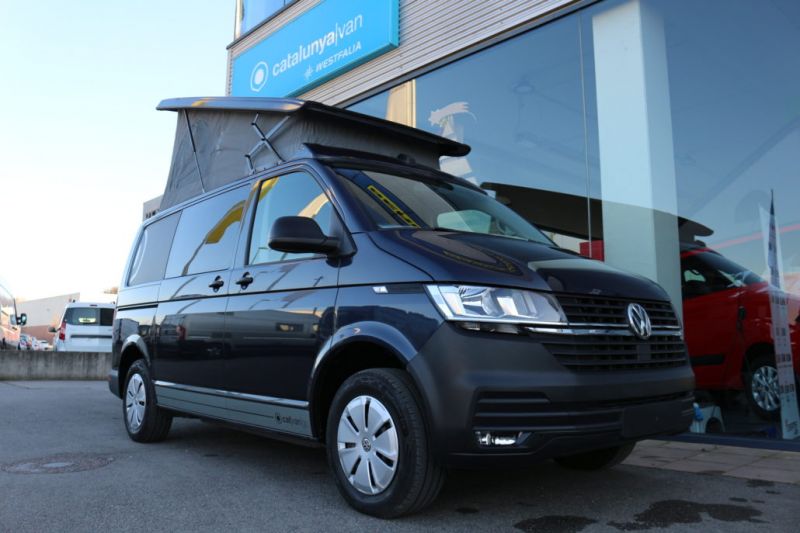 En venta Volkswagen Catvango Taga Negro 2020 Barcelona foto 1