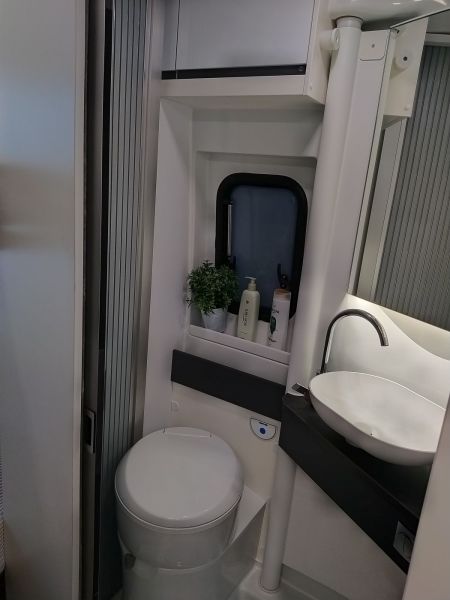 En venta Adria ELIOS/ADRIA 59 FAMILY LITERAS Blanco 2023 Guipúzcoa foto 7