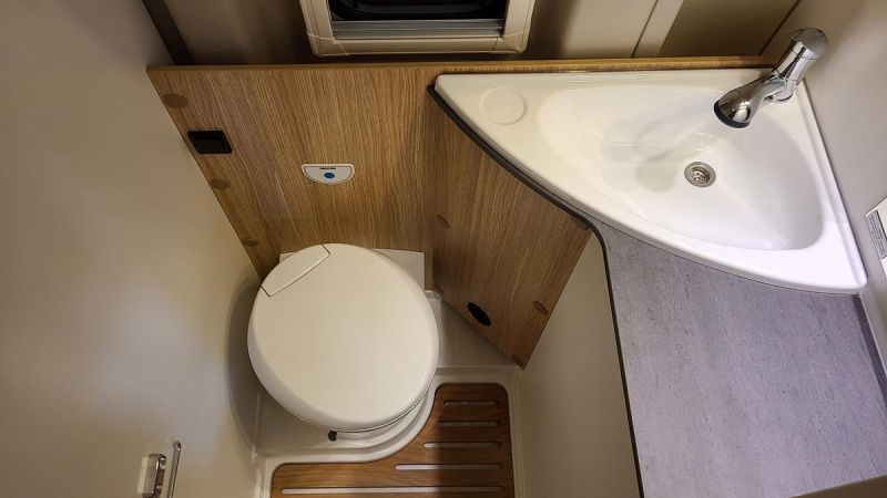 En venta Sunlight Clif CV640 2023 Blanco 2023 Almería foto 6