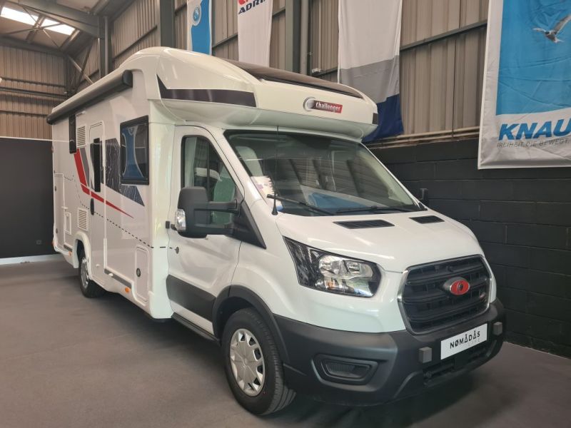 En venta Challenger 260 Start Edition modelo 2022 Blanco 2022 Asturias foto 1