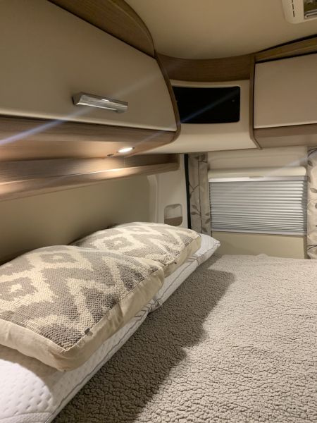 En venta Carthago Malibu Van 600 DB Amarillo 2019 Barcelona foto 7