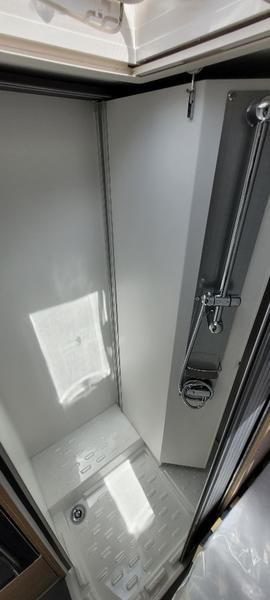 En venta Joa 60F CAMA FRANCESA **ULTIMA UNIDAD 2022** Blanco 2022 Guipúzcoa foto 9