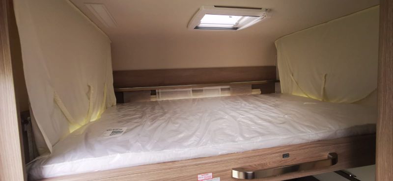 En venta Bürstner Premio Plus 510 TK 2023 Blanco 2023 Madrid foto 3