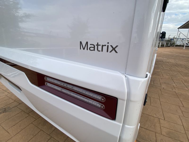 En venta Adria Matrix Axess 670 SC Blanco 2023 Madrid foto 4