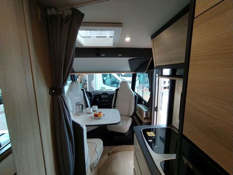 En venta Itineo CM660 ISLA **EN STOCK** Blanco 2023 Guipúzcoa foto 4
