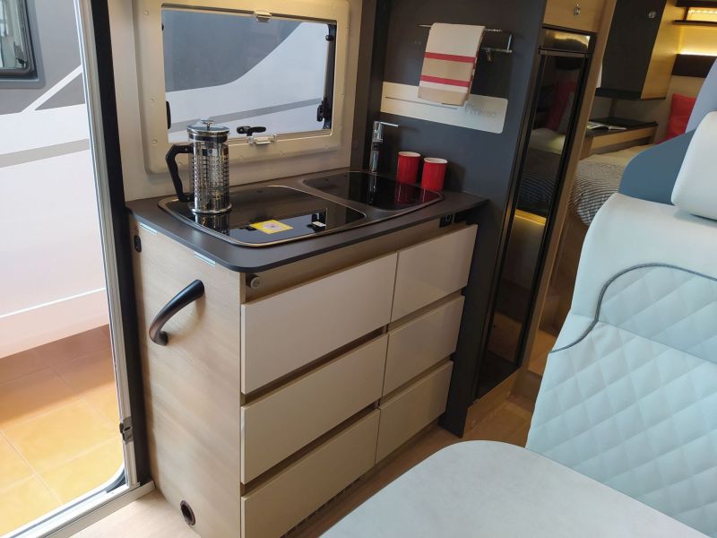 En venta Itineo CM660 ISLA **EN STOCK** Blanco 2023 Guipúzcoa foto 7