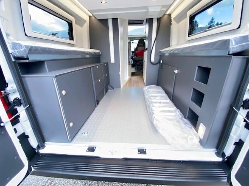 En venta Adria TWIN SPORTS 640SGX **ULTIMA UNIDAD** Blanco 2023 Guipúzcoa foto 10