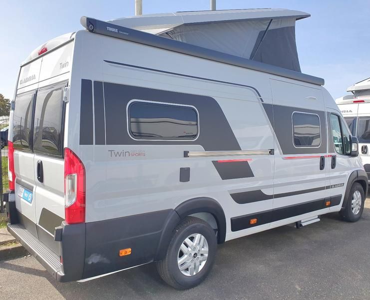 En venta Adria TWIN SPORTS 640SGX **ULTIMA UNIDAD** Blanco 2023 Guipúzcoa foto 13