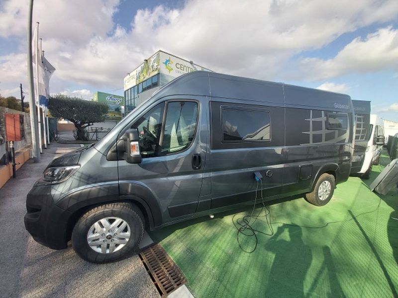 En venta Globecar Globescout 600 Elegance Metálico 2021 Barcelona foto 2