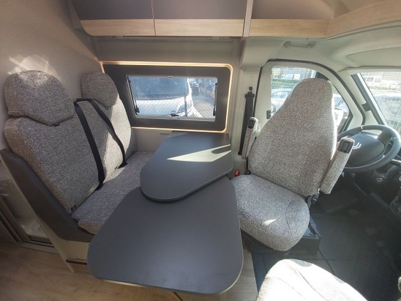 En venta Globecar Globescout 600 Elegance Metálico 2021 Barcelona foto 3