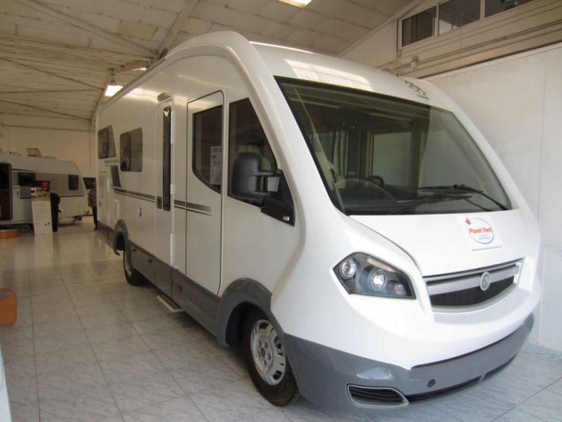 En venta Knaus Sun Liner 700 LG Blanco 2020 Barcelona foto 1