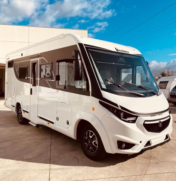 En venta Benimar Amphitryon A940 Nueva 2023 Navarra foto 1