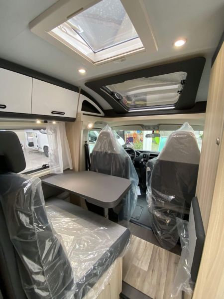 En venta Sun Living Compact 60SP Citroen  2,2 140CV Blanco 2023 Navarra foto 2