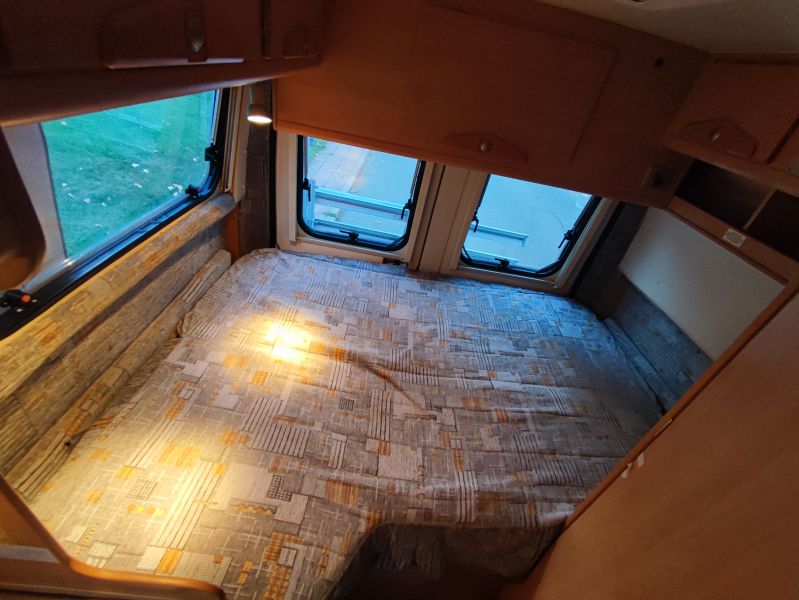 En venta Adria Fiat Ducato 2.8JTD MAXI ADRIA TWIN Blanco 2006 Madrid foto 8
